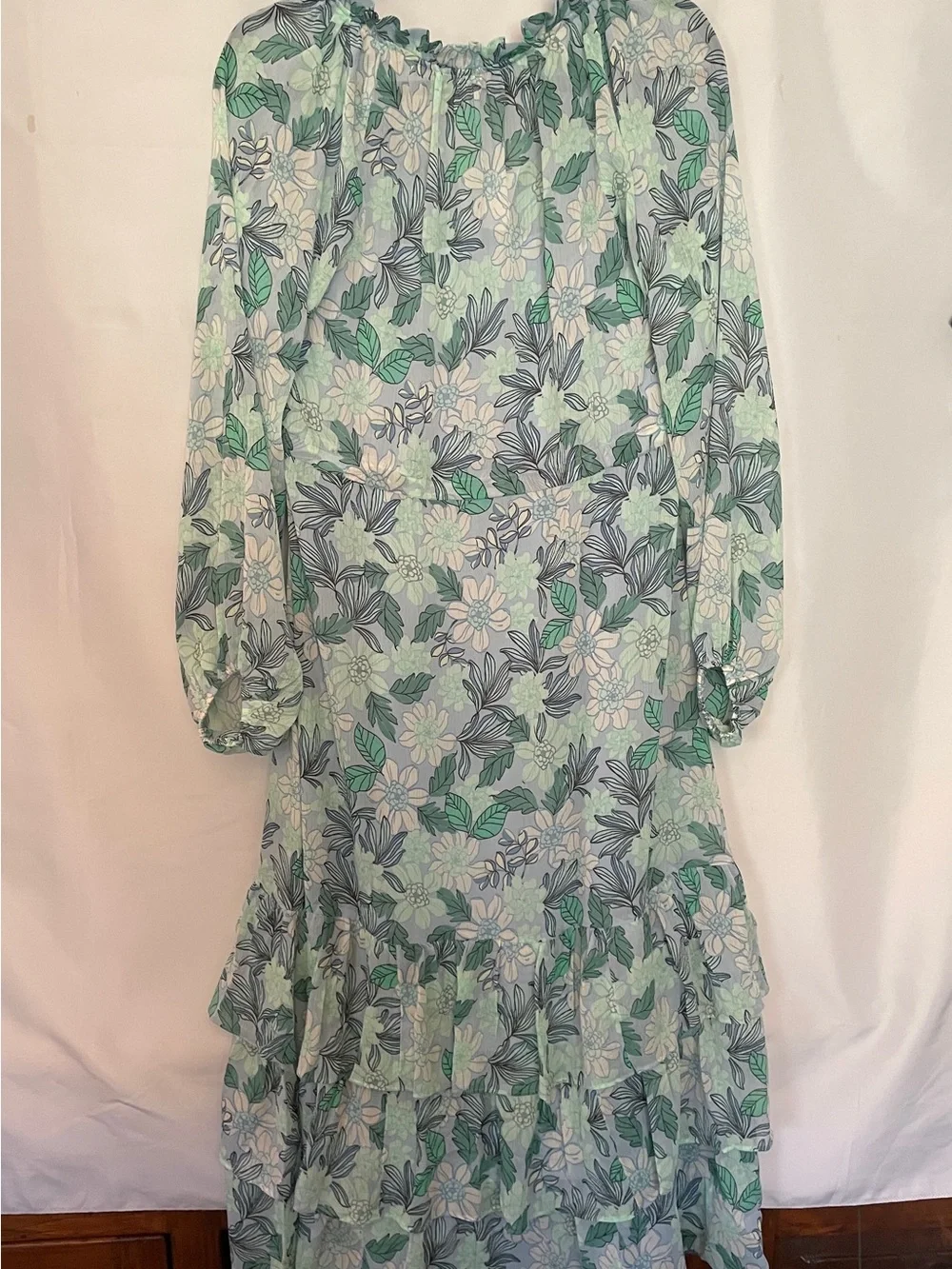 LOFT Floral Long Sleeve Tiered Maxi Dress Peace Blue Flowers Flowy Feminine Boho - Picture 7 of 7